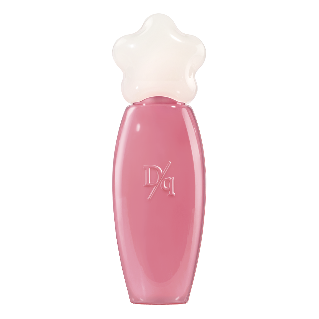 Gloss à lèvres transparent de maquillage Dasique, finition brillante et hydratante, dans un tube élégant.