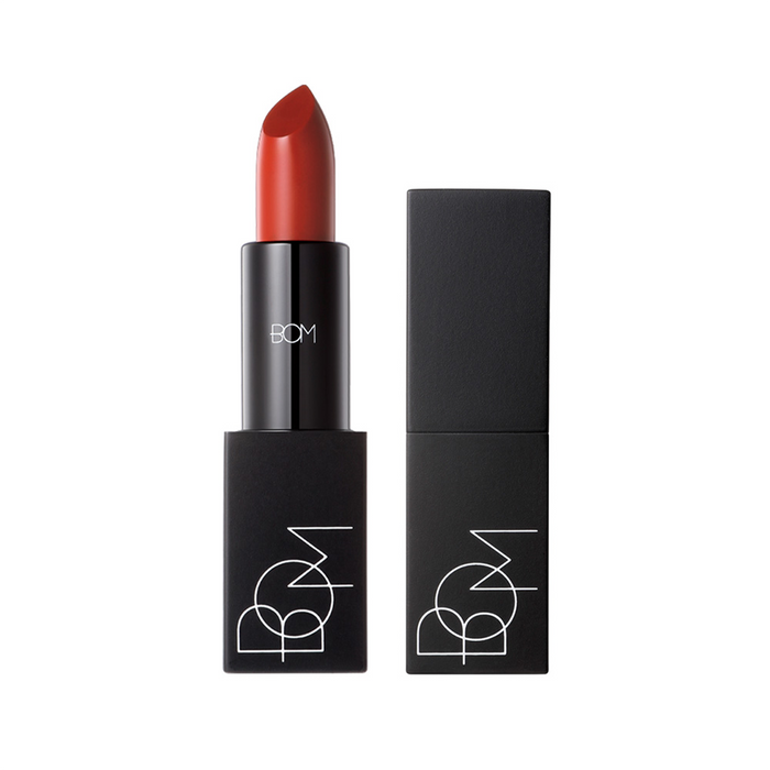 Rouge à lèvres BOM My Lipstick avec finition brillante, présenté dans son emballage élégant.