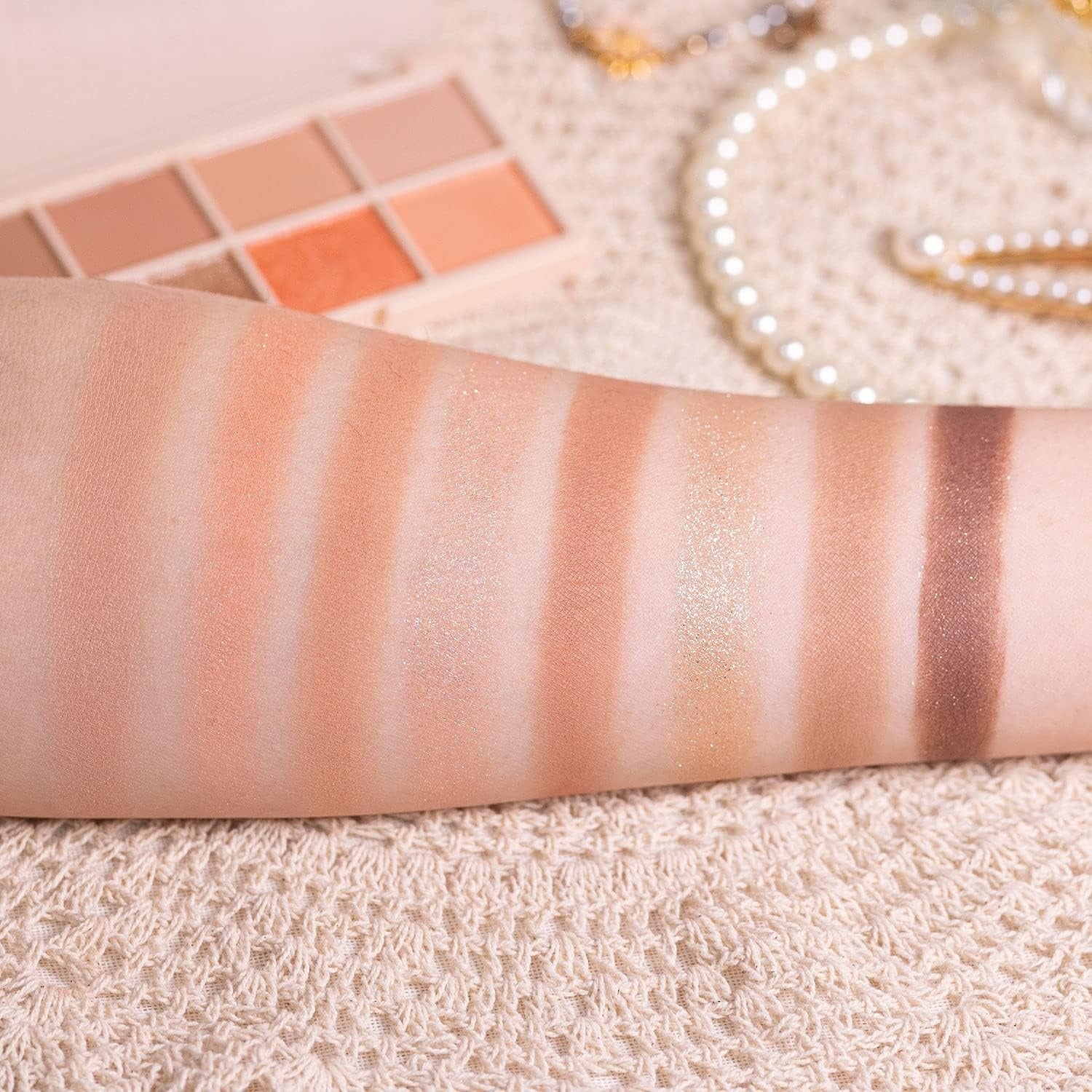 BOM Base on Basic Eye Palette